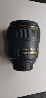 Nikon AF-S 35mm f/1.4G - 4