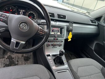 VOLKSWAGEN PASAT B7 COMFORTLINE - 4