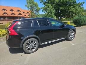 Volvo V60 Cross country - 4