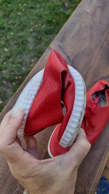 Makucke červené topánky na snurovanie 39 - 4