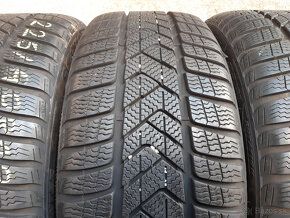 225/40 R18  -zimné Pirelli RSC - 4