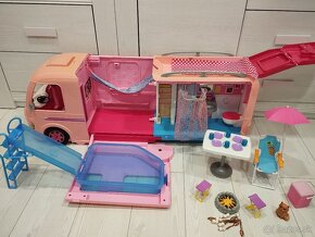 Barbie karavan - 4