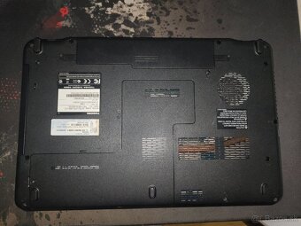 Toshiba Satellite C660-1X2 - 4