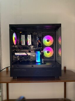 RYZEN 7 5700X | RX 6700XT 12GB | 32GB RAM | B550 WiFi - 4