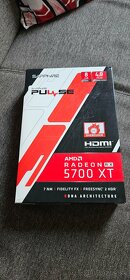 AMD Radeon RX 5700 XT 8GB - 4