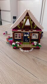 Ponúkam na predaj LEGO Friends 41323 Chata v zimnom stredisk - 4