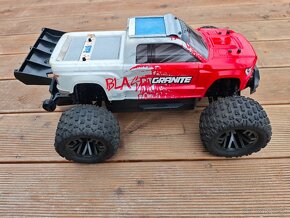 ARRMA 1/10 GRANITE 4X4 V3 3S BLX Brushless Monster Truck RTR - 4