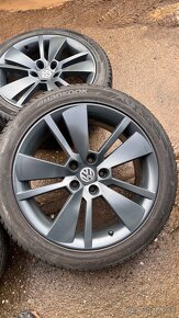 ☑️Zimná sada 5x112 r18 vw group - 4