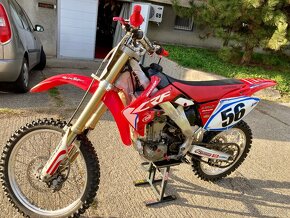 HONDA CRF 250 R - 4