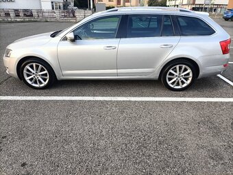 PREDÁM ŠKODA OCTAVIA 1.6 TDI STYLE - 4