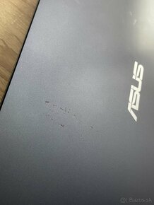 ASUS E510 - 4