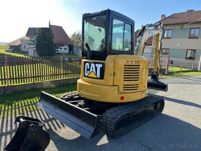 Minibagr CAT 304 E2 - bez přesahu,hyd.svah,2020,4t - 4