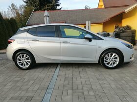 Opel Astra 1.2 Turbo benzín 81kw Full Led - 4