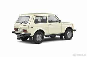 LADA NIVA – CREAM WHITE – 1980, mierka 1:18, Solido - 4