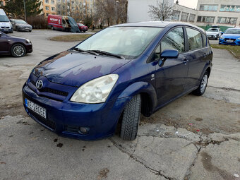 Toyota Corolla Verso 7 miestne - 4