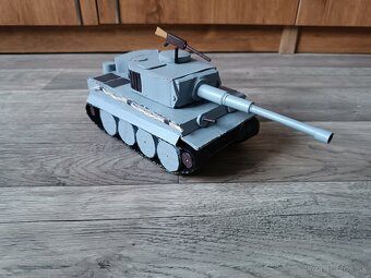 Predám kartónový model Tank Tiger 1 - 4