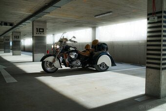 INDIAN CHIEF VINTAGE TRIKE - 4