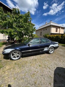 BMW e38 730d - 4