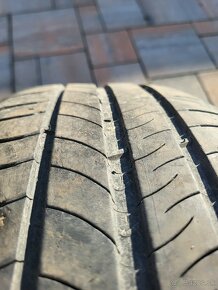 Michelin 205/55R16 - 4