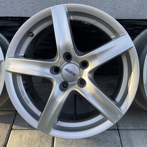 17" Hliníkové disky ALUTEC 5x114,3 R17 - 4