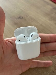 Apple airPods 1 - 4