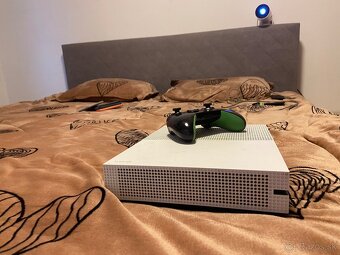 Xbox one s - 4