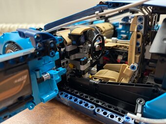 Lego stavebnica Bugatti - 4