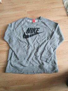 nike mikina velkost L - 4