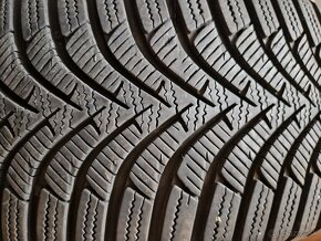 Pneumatiky hankook 205 /55/16' zimné - 4