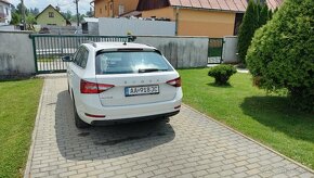 Škoda Superb combi 2.0 TDi Facelift - 4