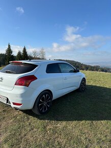 KIA proceed 1.4 benzín - 4