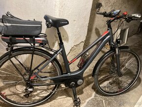 Trekingový e-bike Cube Touring Hybrid Pro 400 - 4