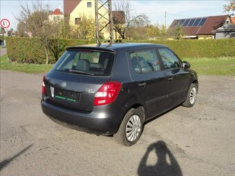 Škoda Fabia 1.416V 63kW 2010 147365km serviska - 4