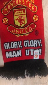 Šál Manchester United Glory Glory
 - 4