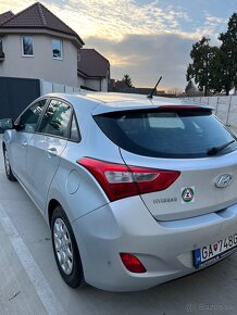 Hyundai i30 1.4 CRDI - 4