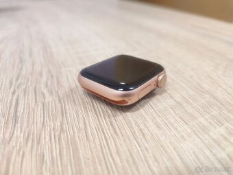 Apple Watch SE 40mm - 4