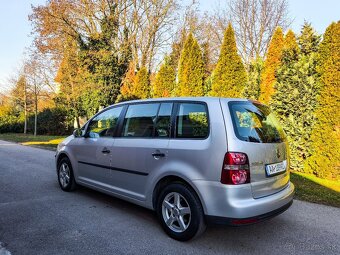 Volkswagen Touran 1.9TDI 7miest. - 4