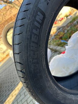 205/55 r17 NOVE Letne pneu MICHELIN - 4