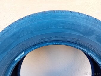 Bridgestone 215/60 R16 95V - 4