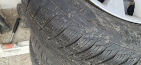 Predám zimné gumy 195/65R15 T - 4