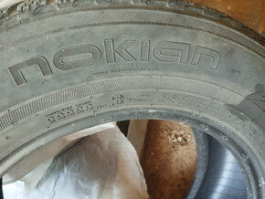 Sada zimných pneumatík 235/60 R16 Nokian - 4