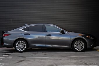 Lexus ES 300H, 131 kW, 2023, hybrid - 4