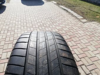 Bridgeston 205/60 r16 letné - 4