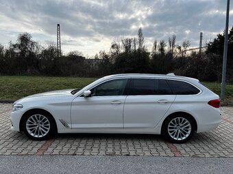 Predam BMW 530D-XDrive 195kw 1.majtiel Luxury line - 4