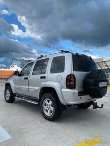 JEEP Cherokee KJ 2.8CRD 4x4 - 4