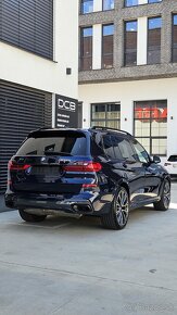 BMW X7 XDrive M50i A/T - 4