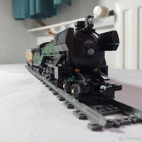 LEGO Creator 10194 Emerald Night Train - 4