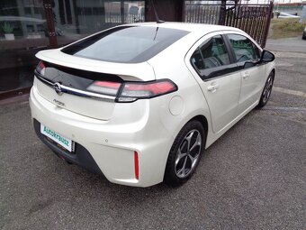 Opel Ampera 1,4 benzin - hybrid - 4