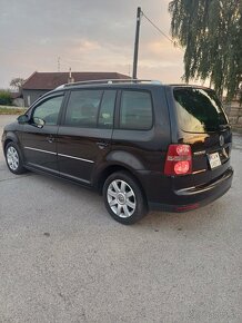 Vw touran 2.0tdi 103kw manuál BMM - 4