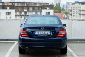 Mercedes-Benz C trieda Sedan 200 BlueEFFICIENCY Elegance A/T - 4